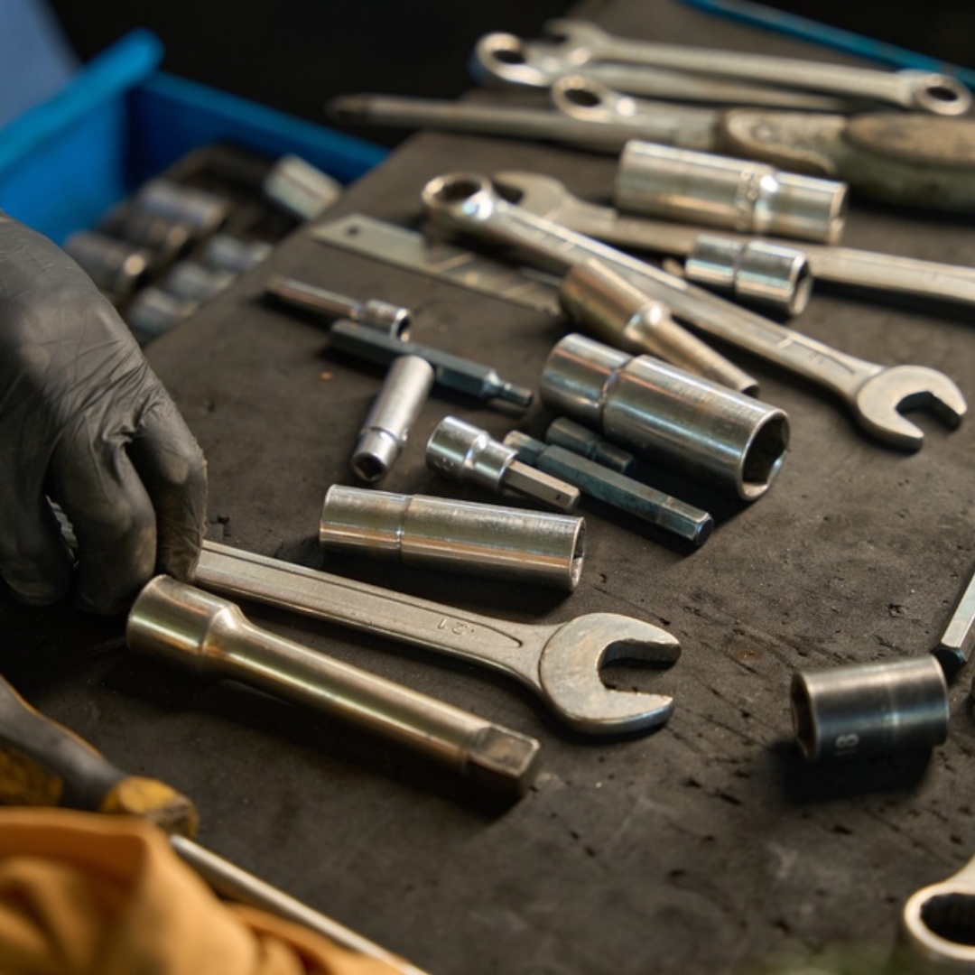 Industrial Tools, Machines & Equipment